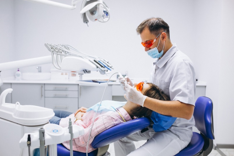 Working as a Dentist in the UK, A Comprehensive Guide