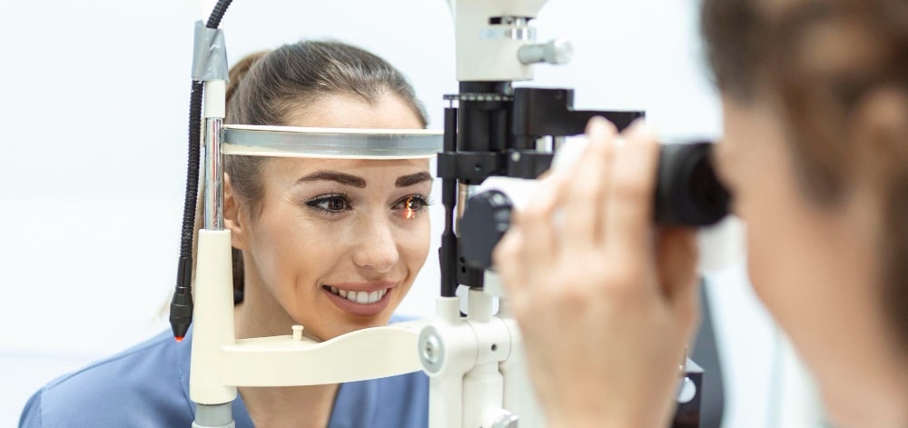 Exploring the Rewarding Career of an Optometrist in the UK