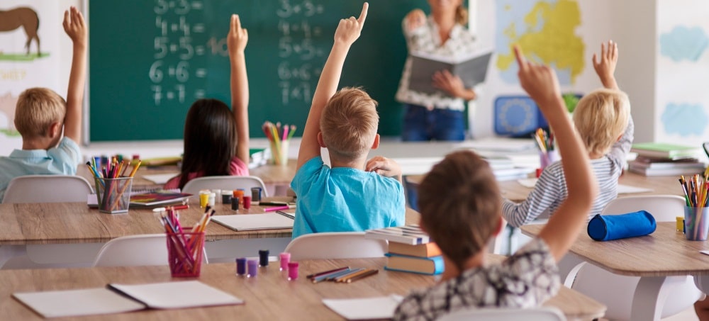 شرایط تحصیل در مدارس ابتدایی انگلستان: راهنمایی کامل